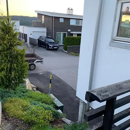 Moderne Leilighet I Barnevennlig Omrade Sentralt *
